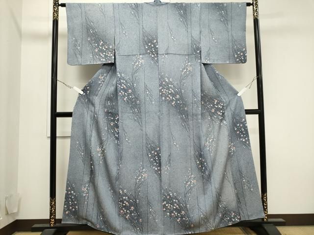 M2943着物と帯 京月花くすんだブルー系格子絣正絹紬小紋 この価格土曜まで!!送料込み【未仕立】正絹小紋