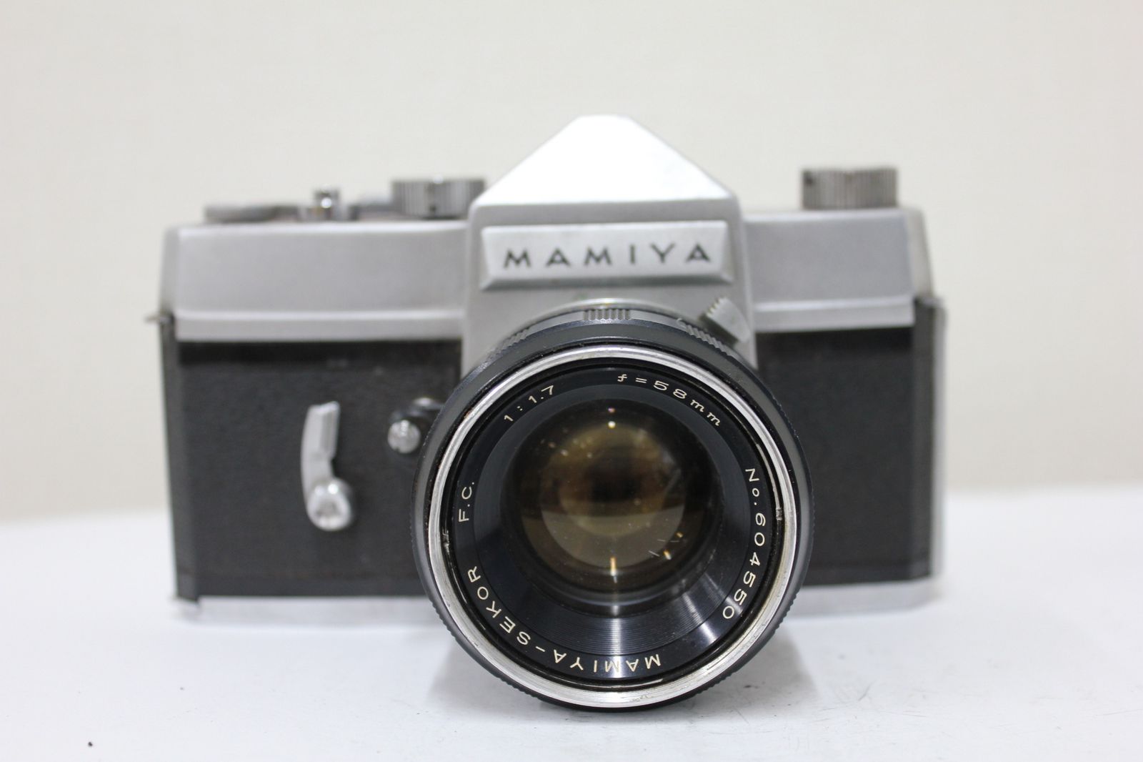 返品保証】 マミヤ Mamiya FP SEKOR FC 58mm F1.7 ボディレンズセット