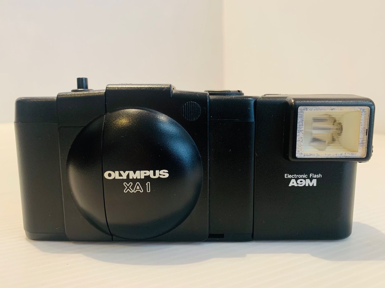 完動品】 オリンパスOLYMPUS XA 1+A9Mフィルムカメラ動作確認済み