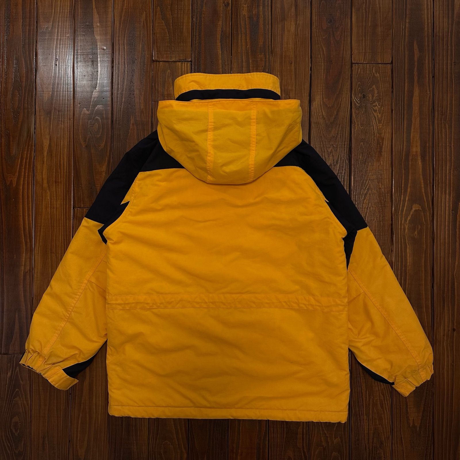 マウンテンパーカー 中綿