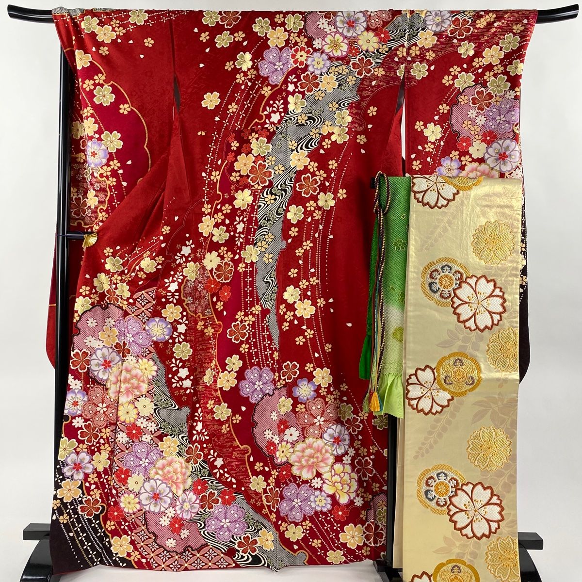 豪華絢爛黒金彩振袖身丈164cm裄丈68cm+六通袋帯＋長襦袢豪華