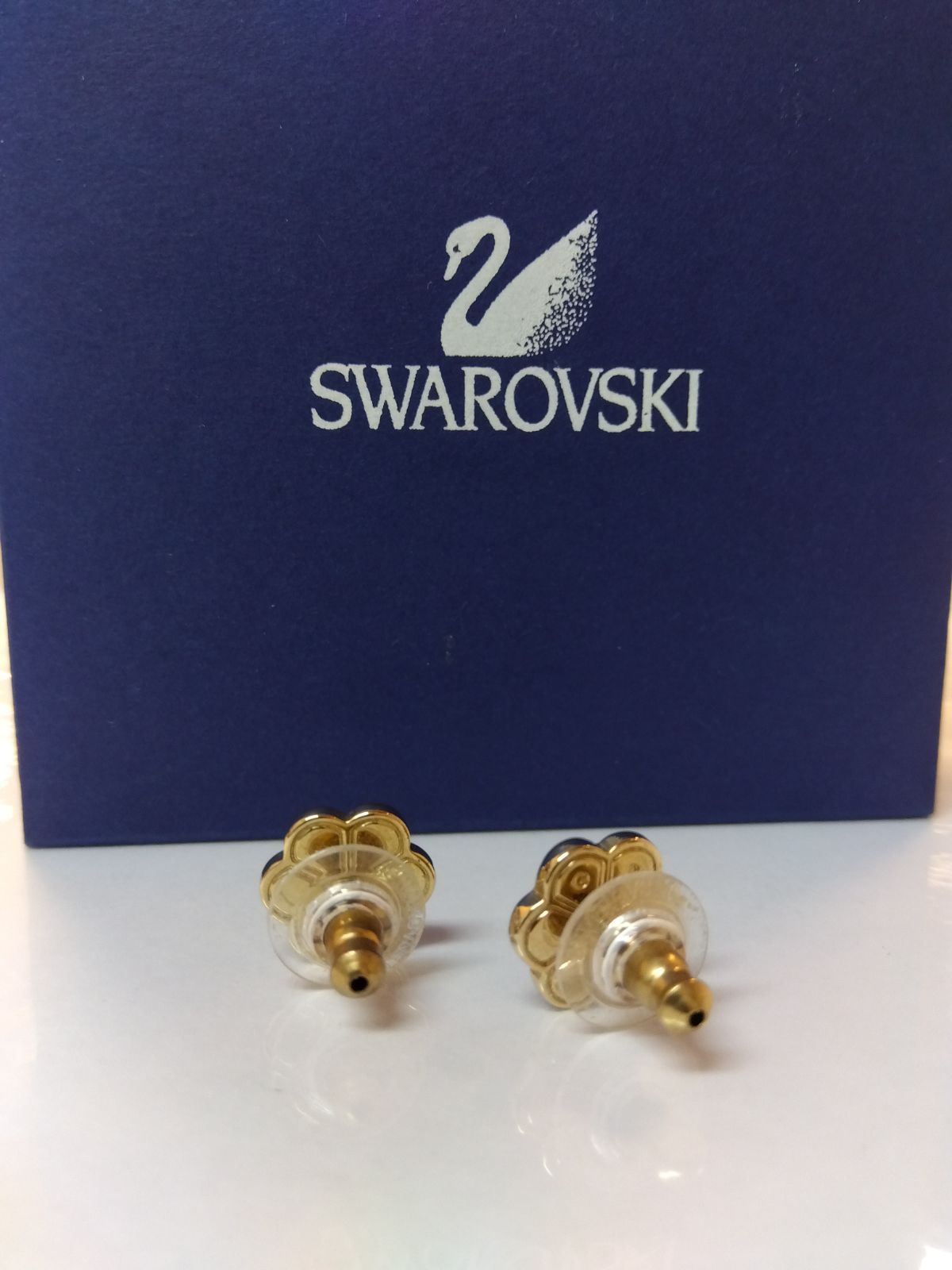 SWAROVSKI ♡ フラワー 両耳ピアス SWAROVSKI（スワロフスキー）の「【公式】【スワロフスキー