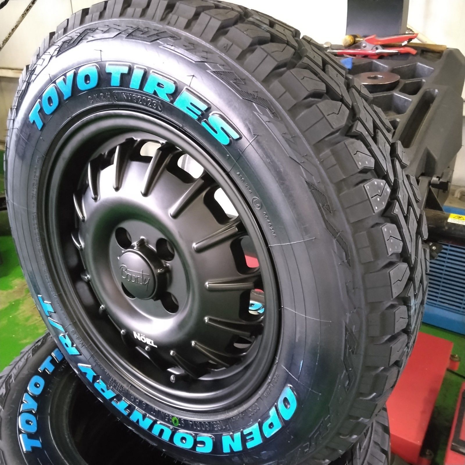 新品 NV200 バネット デリカD3 タイヤホイール 4本セット トーヨー 