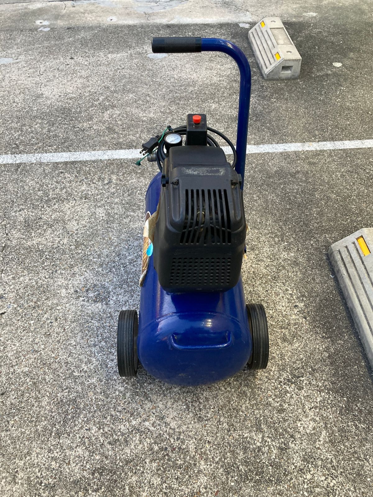 中古品】【0921】LUDMAX オイルレスエアコンプレッサ OLF-0925B