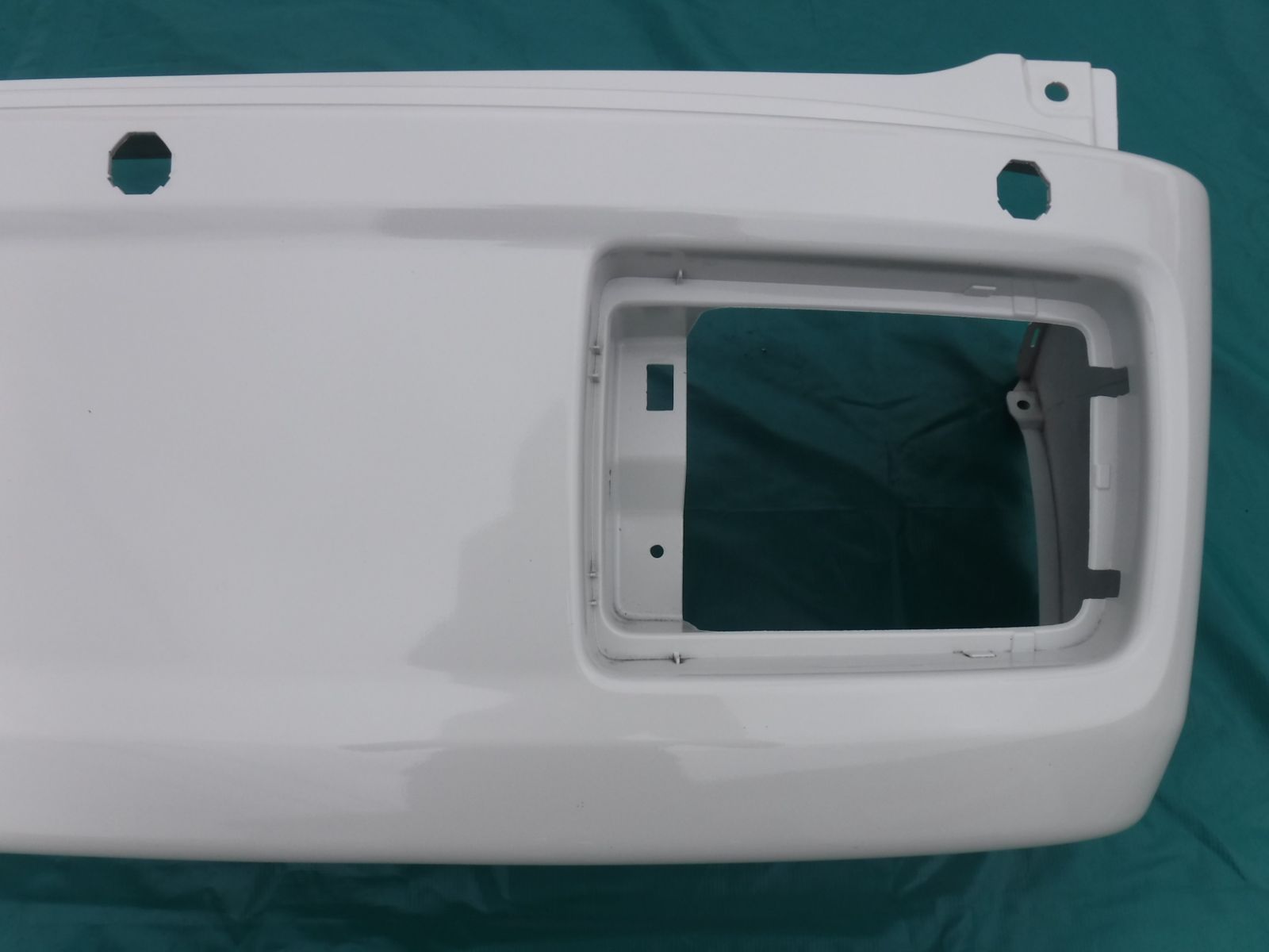 リアバンパー純正 パールホワイトZ7T