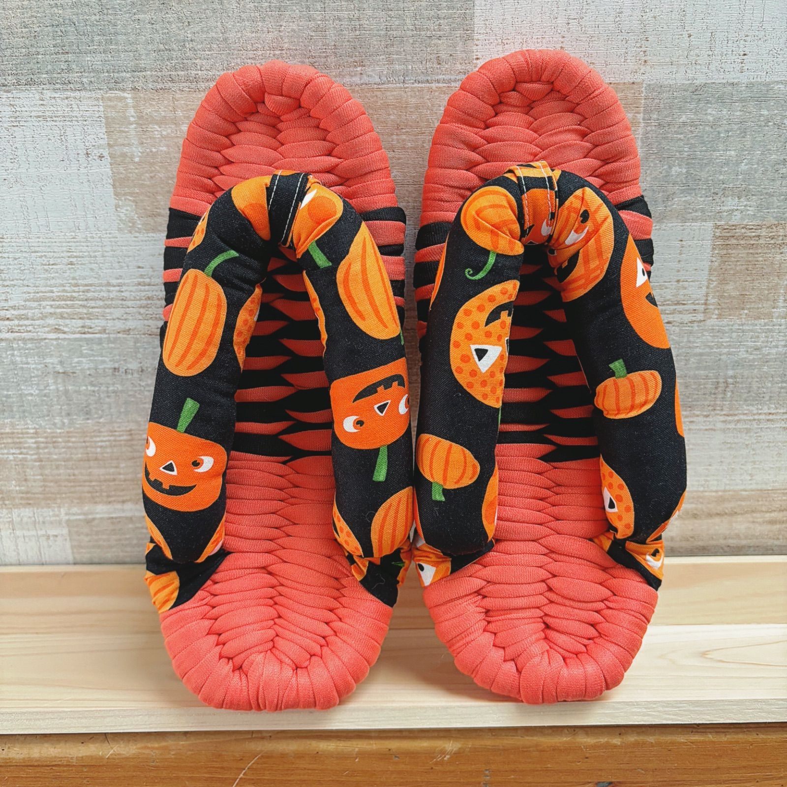 ハロウィン柄の布ぞうり25cm(靴のサイズで約23～26.5cm位の方に  
