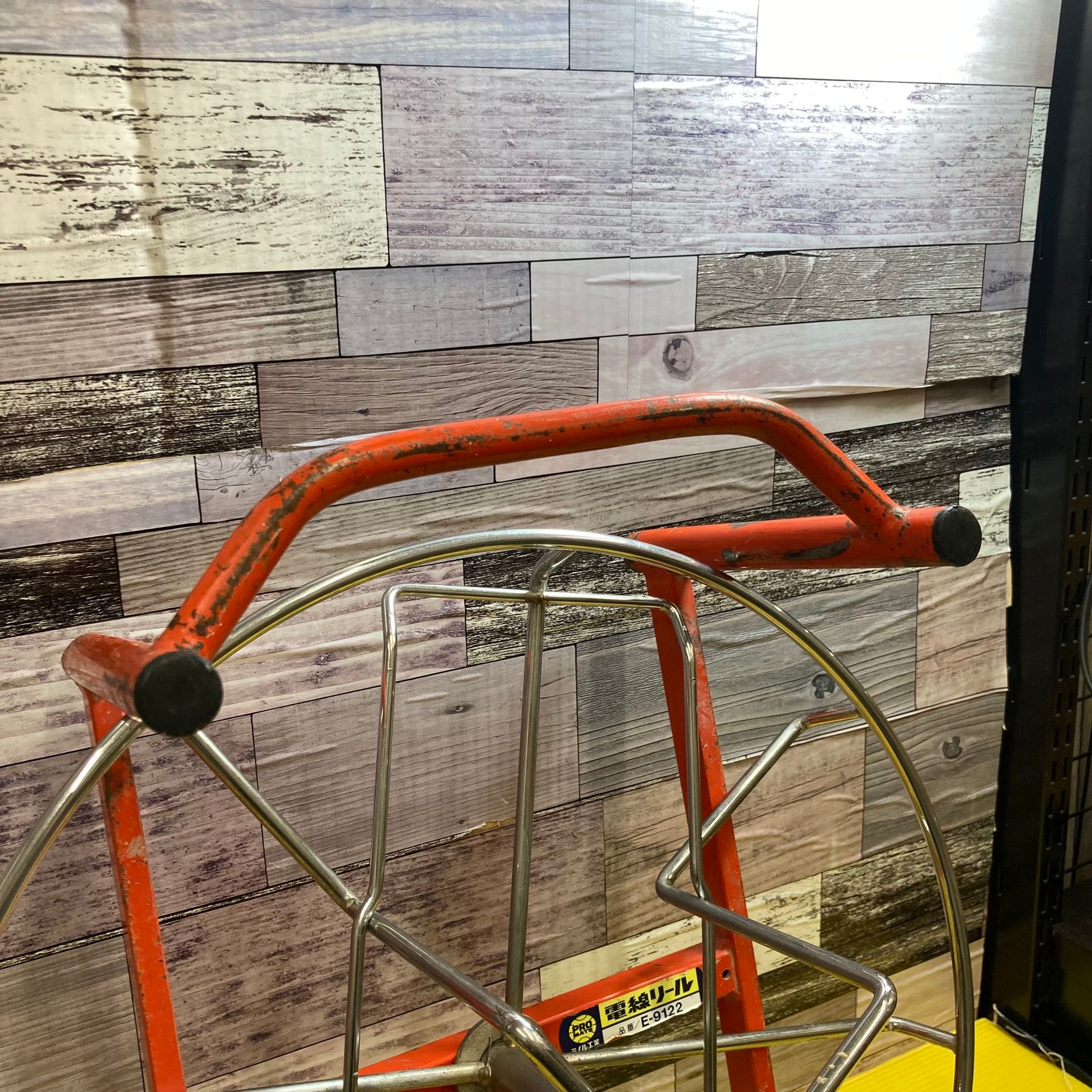 ミノル工業】電線リール E-9122 中古現状品 - メルカリ