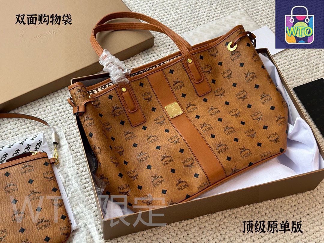 今日特価】MCM Double-Sided Shopping Bag ダブルサイド