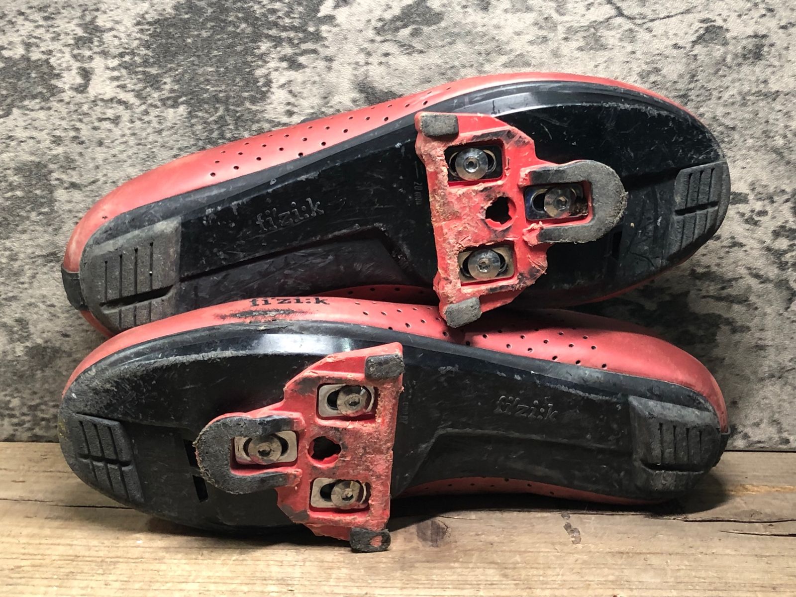 fi'zi:k（フィジーク） VENTO ビンディングシューズ EU42 サイズ fi'zi:k（フィジーク） VENTO ビンディングシューズ EU42 サイズ