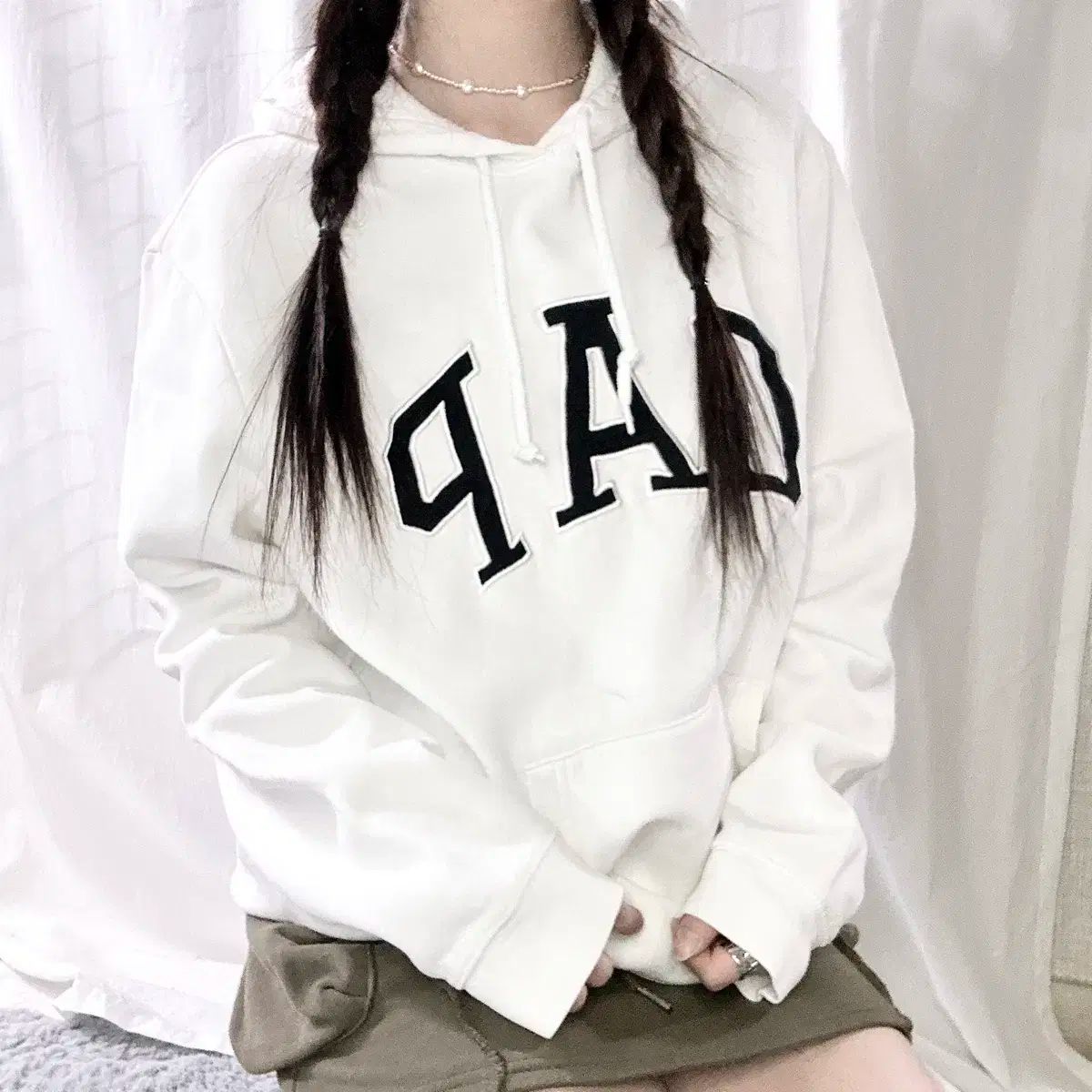 GAP(ギャップ) 白 ビッグロゴ フード