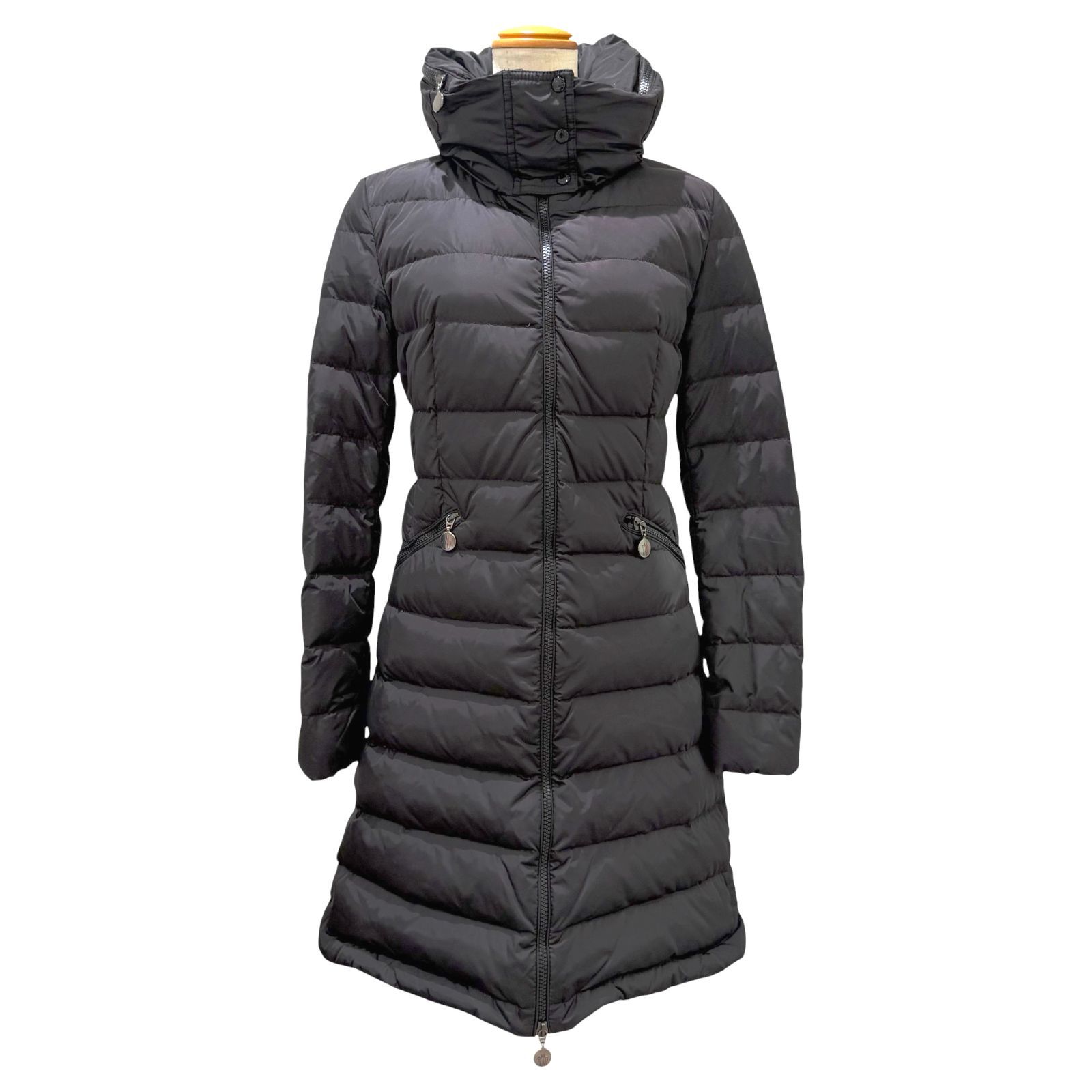 MONCLER モンクレール ダウンコート フード付き FLAMME GIUBBOTTO レディース ＃0 サイズ0 レディース XSサイズ レッド 赤 ブランドギャラリー東心斎橋店