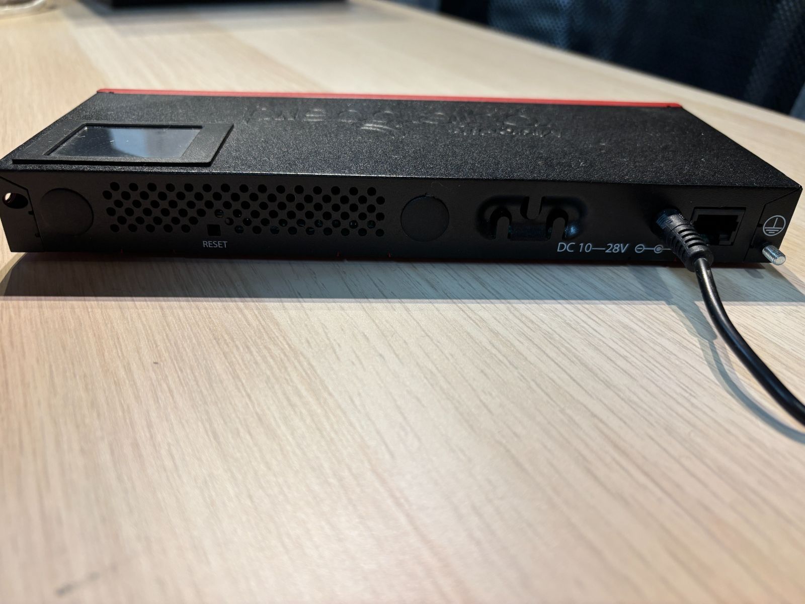 routerboard RB2011UiAS-IN