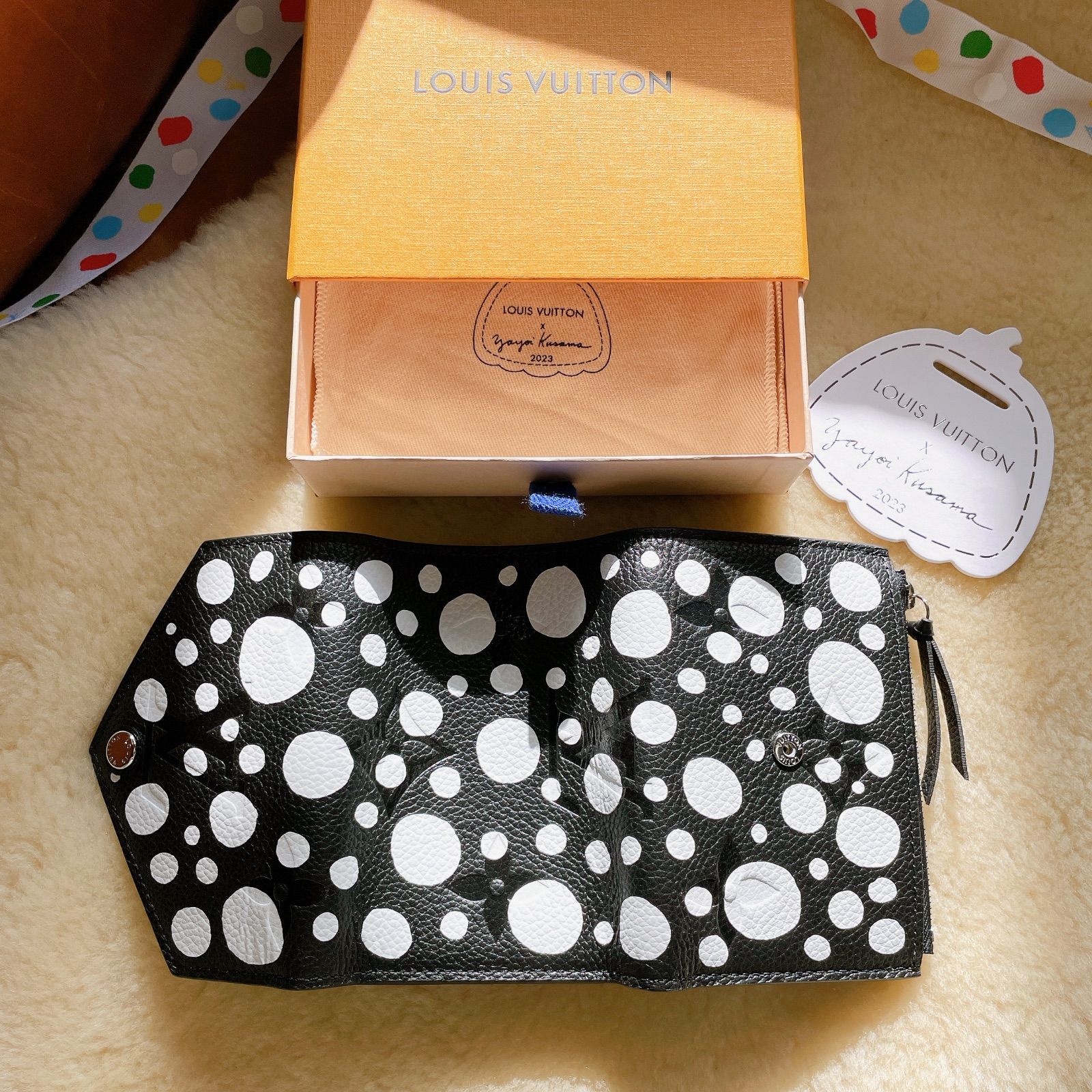 コラボ《コンパクト》Louis Vuitton ヴィクトリーヌウォレット - メルカリ