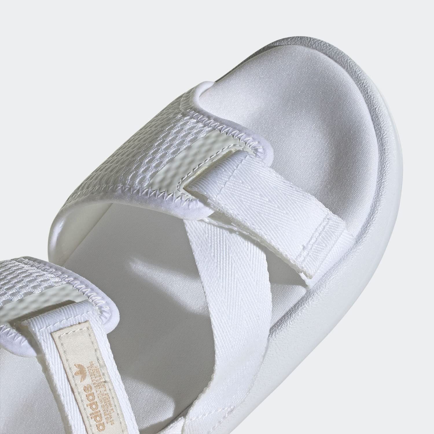 ADILETTE