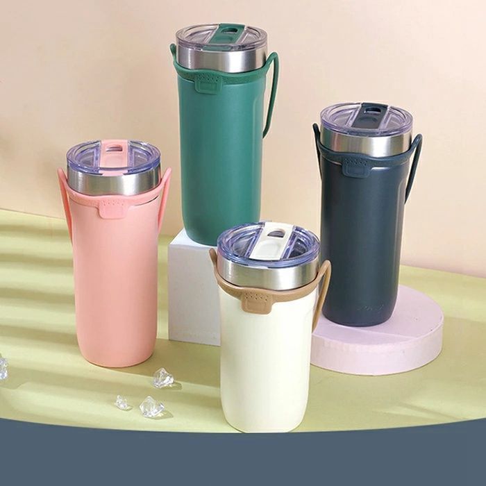 【15%OFF☆送料無料】 タンブラー 保温 保冷 蓋付き ストロー タンブラー ウォーターボトル コーヒータンブラー ステンレスタンブラー 550ml 710ml ス 【90％OFF超高級ブランド】