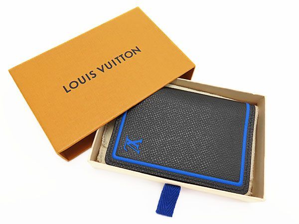 新古品】ルイヴィトン LOUIS VUITTON タイガ オーガナイザー ドゥ ポッシュ カードケース パスケース 名刺入れ ノワール ブラック  ブルー M63329 - メルカリ