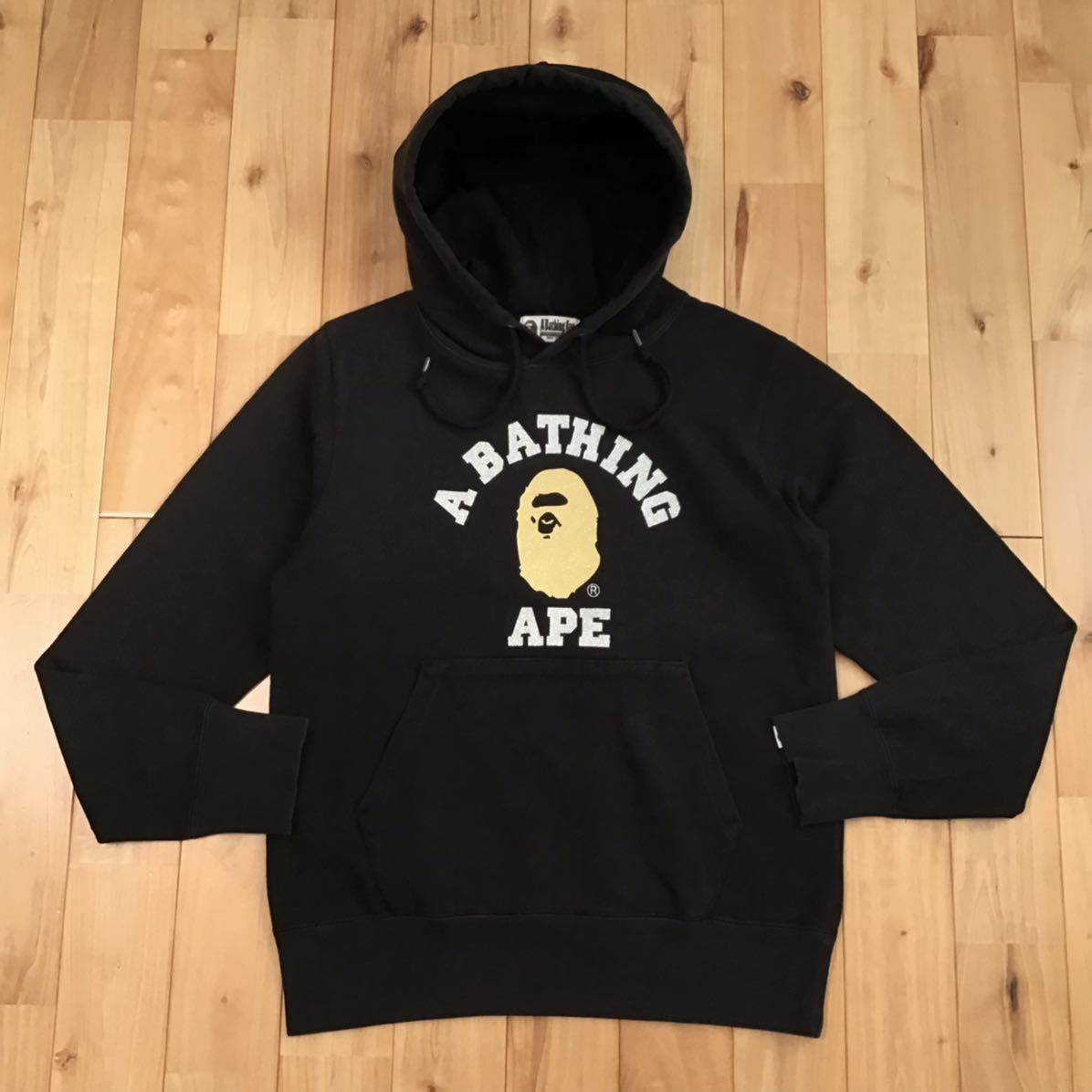 A BATHING APE アベイシングエイプ ロゴ パーカー - トップス