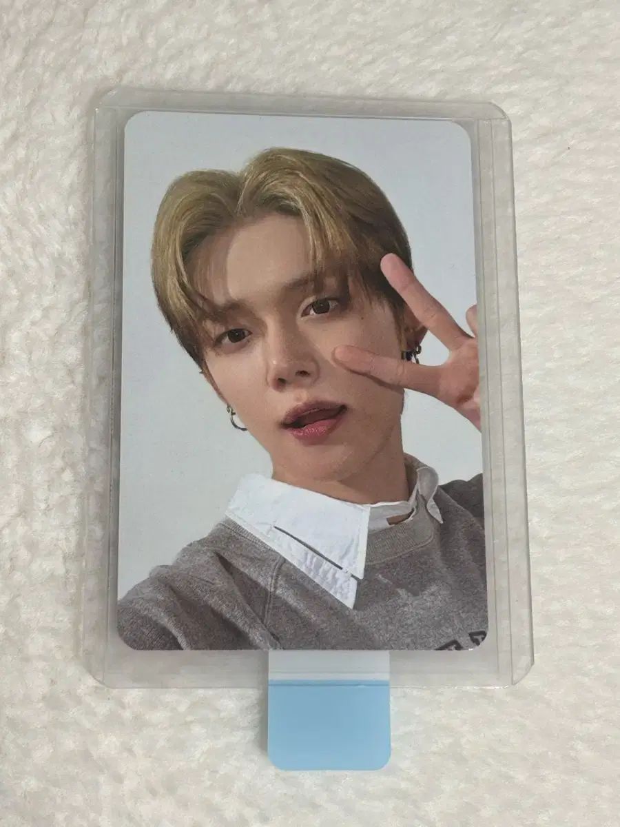 ヨンジュン トレカ ヨンジュン フォトカード TOMORROW X TOGETHER(TXT