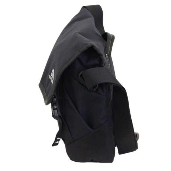 美品【☆GREGORY】SKETCH メッセンジャーバック 美品【☆GREGORY】SKETCH メッセンジャーバック - メルカリ