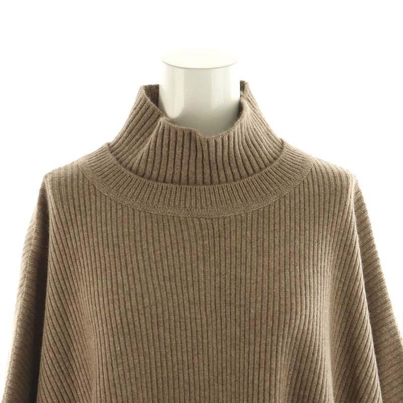 美品　バーバリー　ブルーレーベル　ポンチョ　ホースロゴ　ラクーンファー　M BURBERRY BLUE LABEL（ポンチョ）のフリマアイテム一覧