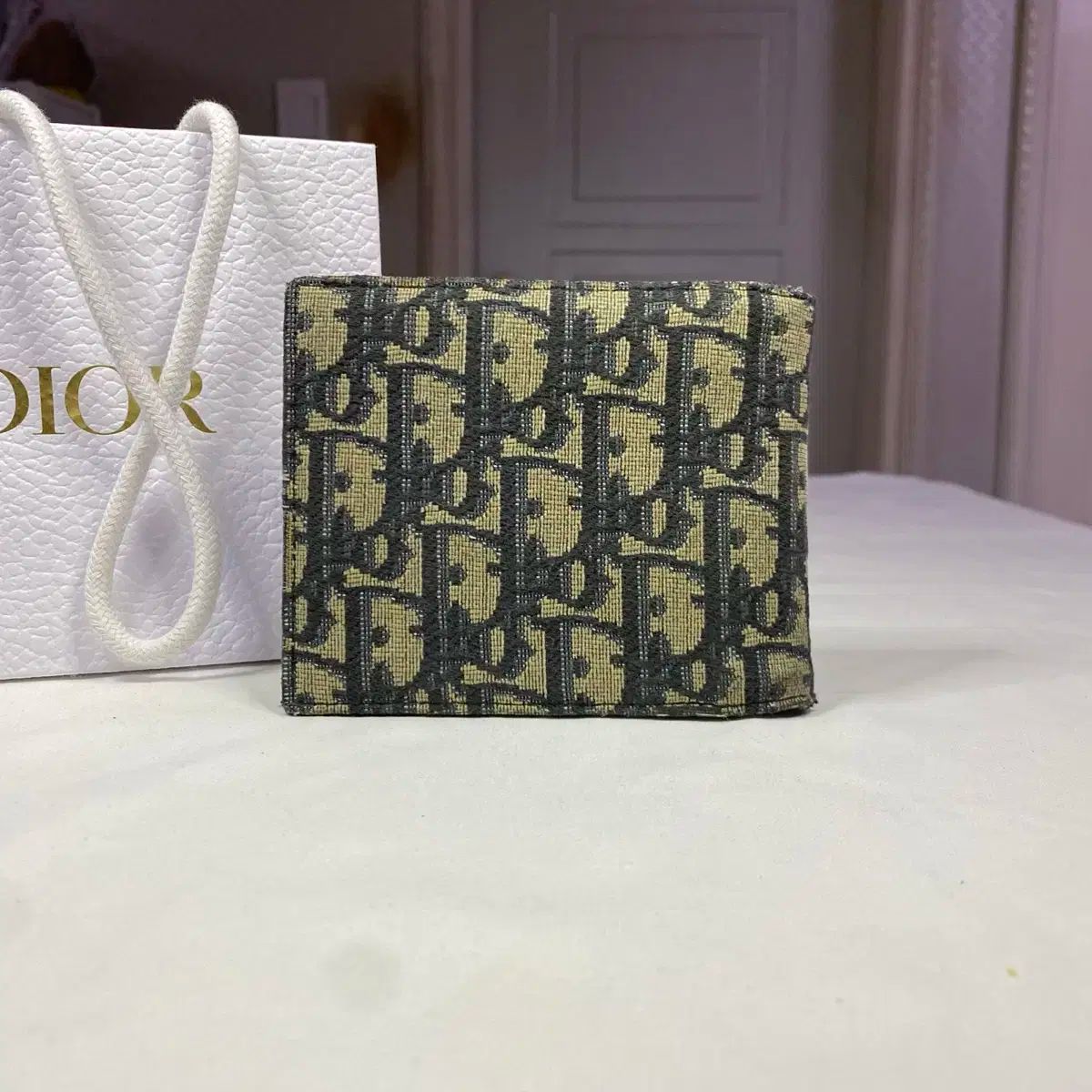 Dior(ディオール) オブリーク コンパクト ジャカード 二つ折り Dior(ディオール) オブリーク コンパクト ジャカード 二つ折り