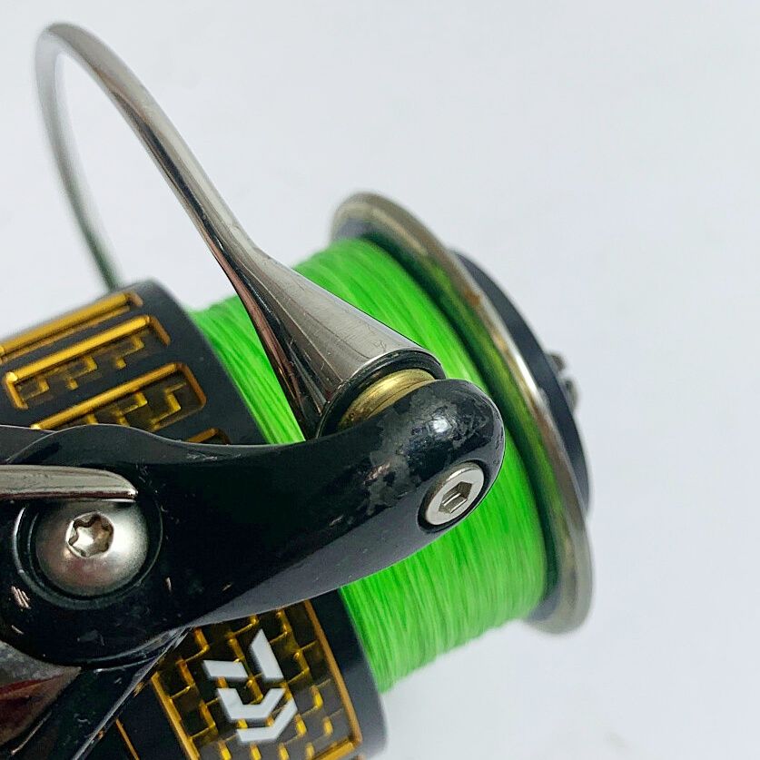 DAIWA ダイワ 17モアザン 3500 スピニングリール ケース付 キズ