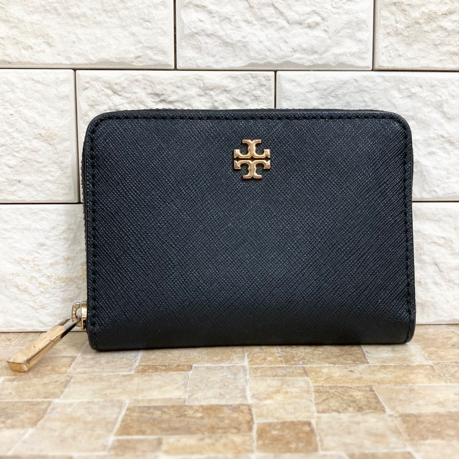 Tory Burch トリーバーチ コインケース 黒 無地 ロゴ付き サフィアーノ 