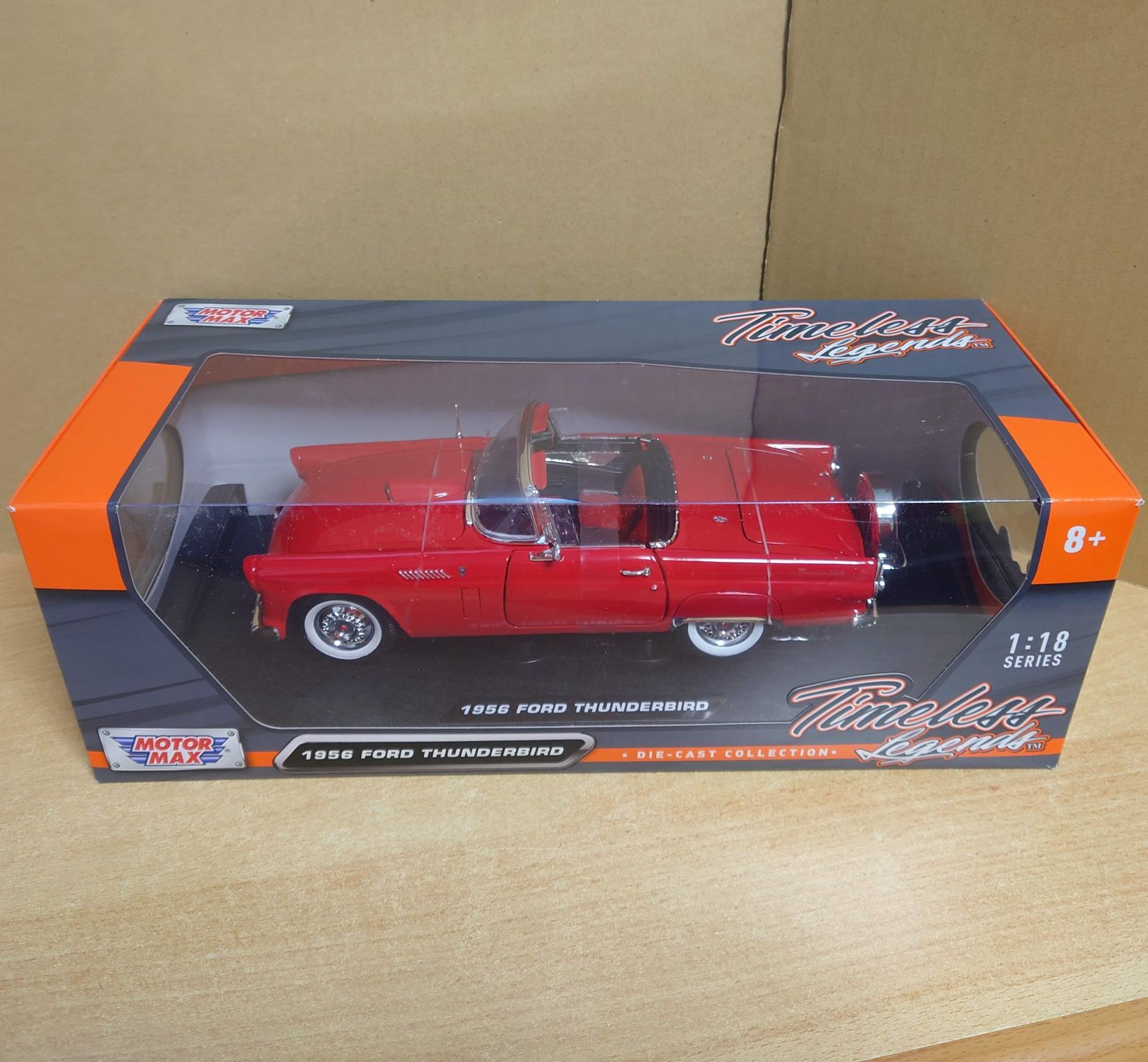 1/18 フォード サンダーバード オープンクーペ レッド 1956 Ford 1/18 フォード サンダーバード オープンクーペ レッド 1956 Ford