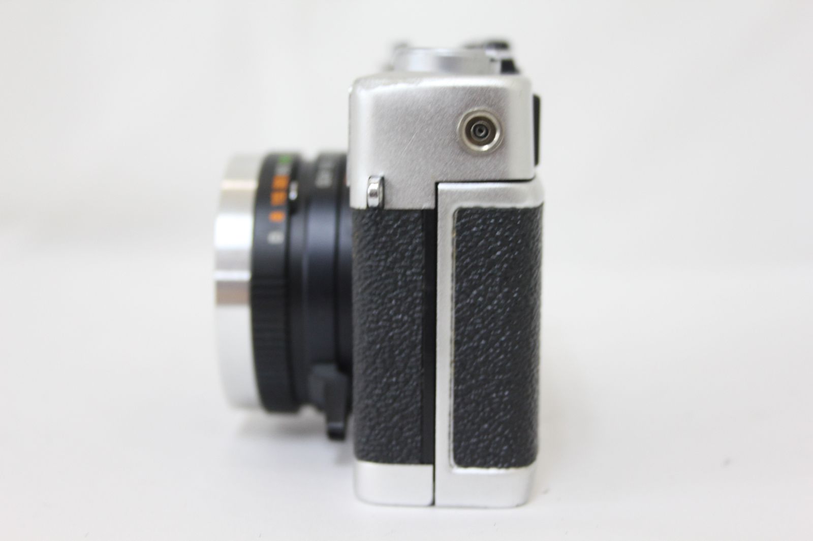 コニカ Konica C35 FD HEXANON 38mm F1.8 コニカ Konica C35 FD コンパクトフィルムカメラ / HEXANON 38mm