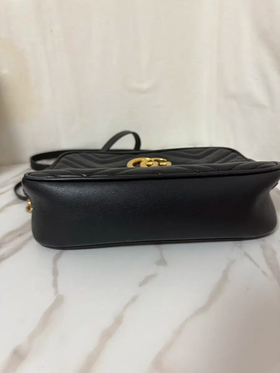 カメラバッグ ゴールド