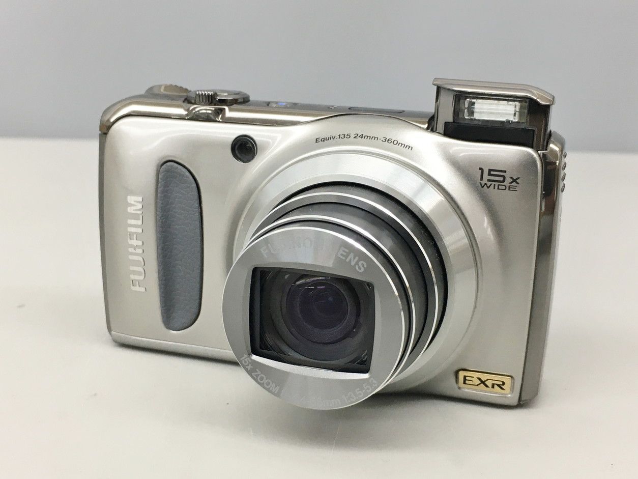 コンパクトデジタルカメラ FINEPIX F300EXR 富士フイルム FUJIFILM 現状品 シルバー 2506LR082