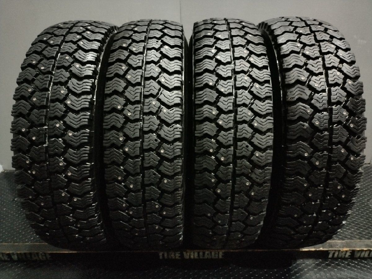 YOKOHAMA LT RADIAL SY109 195R15 LT 6PR 15インチ スパイクタイヤ 4本 バリ溝 ハイエース キャラバン等  (KTN014) - メルカリ