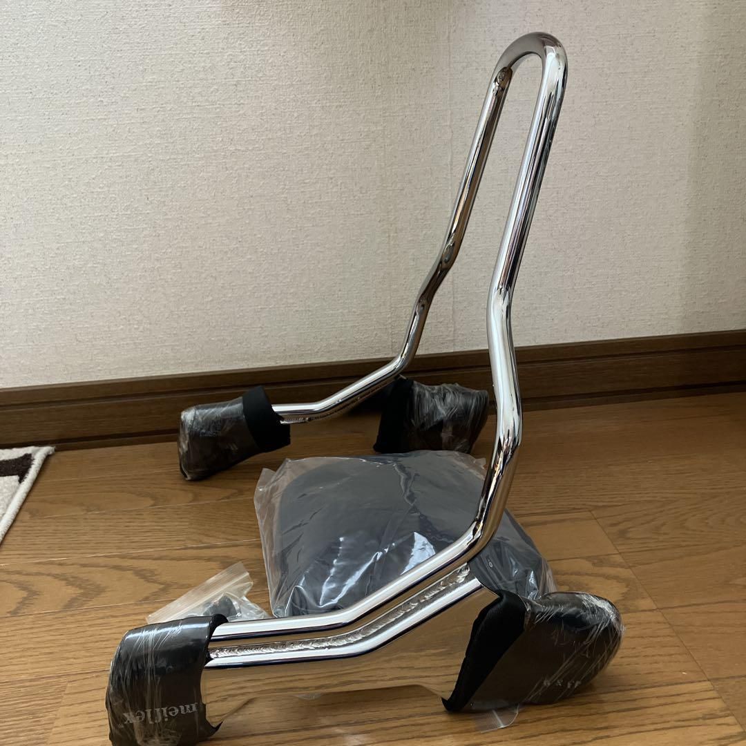 ハーレー M8ソフテイル シーシーバー バックレスト 背もたれ 