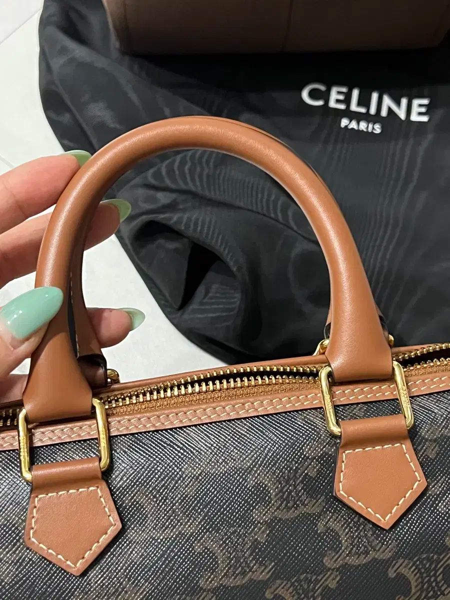Celine(セリーヌ) ボストンバッグ スモール Tan - メルカリ