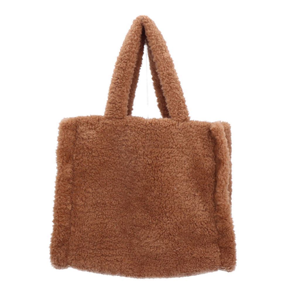 フェイクファー スタイリスト監修