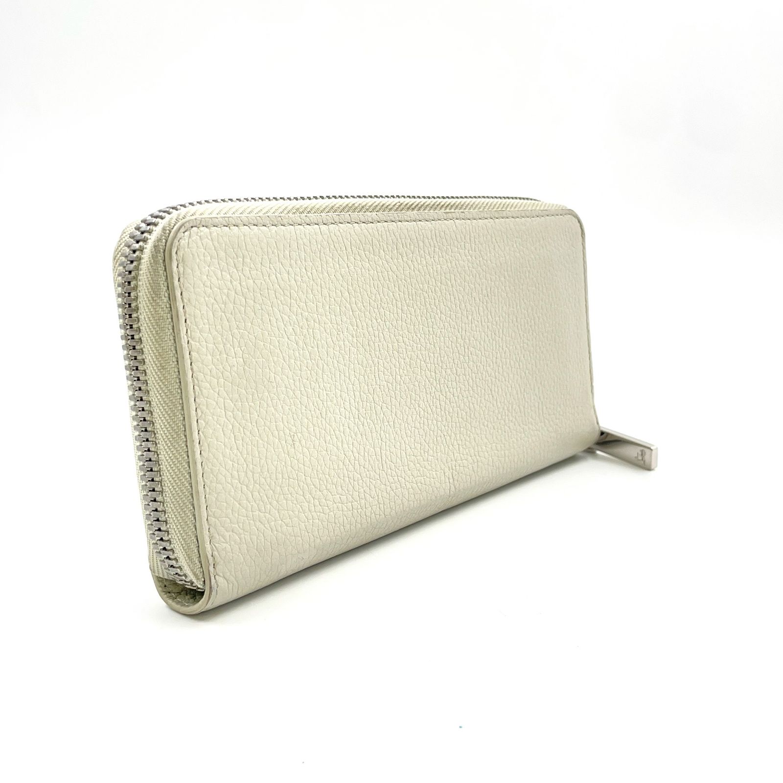 Christian Louboutin ラウンドファスナー レザー アイボリー 財布 シルバー