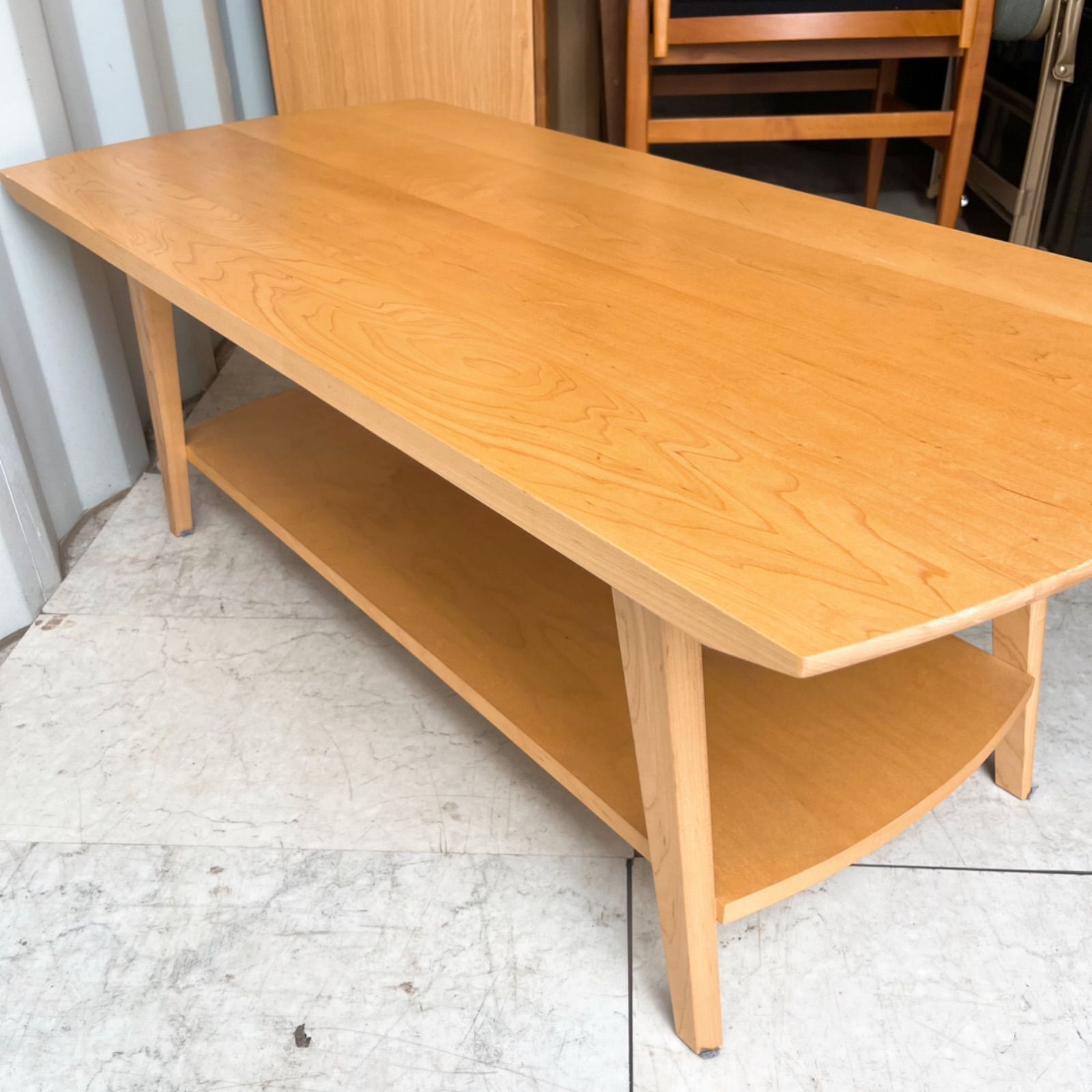 取付無料！イデー ARC アーク 北欧風天然木棚付きローテーブル✨ 取付