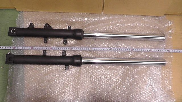 CBR250R ABS MC41 の フロントフォーク 1748395263
