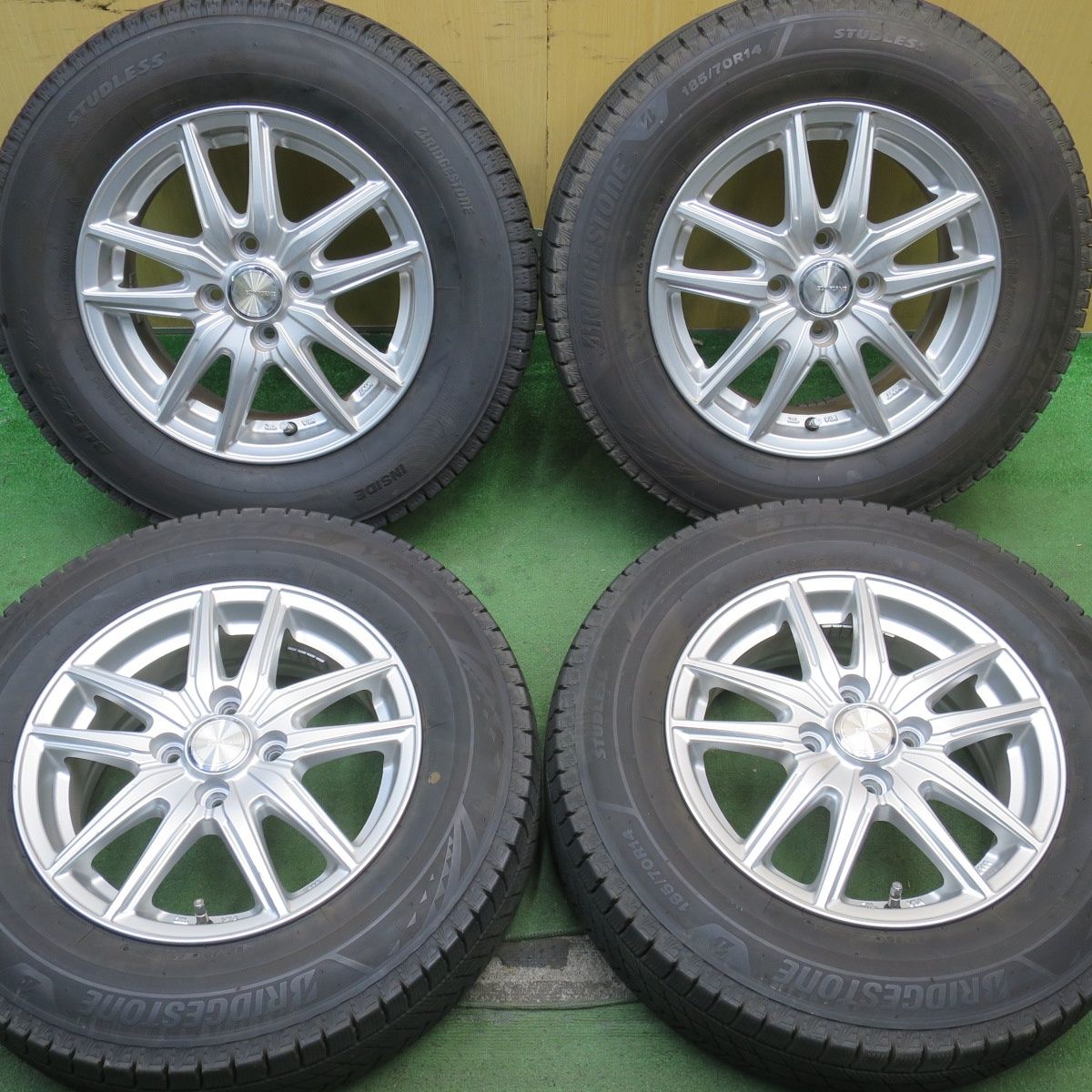 バリ溝 21年 キレイ 9.5分 スタッドレス 185 70R14 ブリヂストン ブリザック VRX3 ECO FORME エコフォルム 14インチ PCD100 4H 5092904NJス