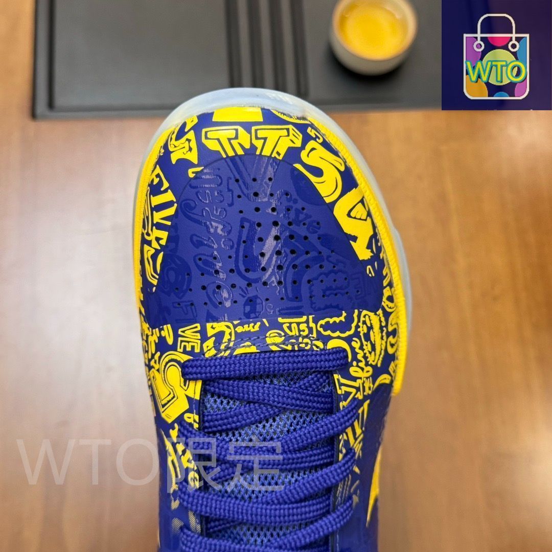Kobe 5 Protro スケルトンデザインシューズ 箱付、鑑定書付 Kobe 5 Protro スケルトンデザインシューズ 箱付、鑑定書付