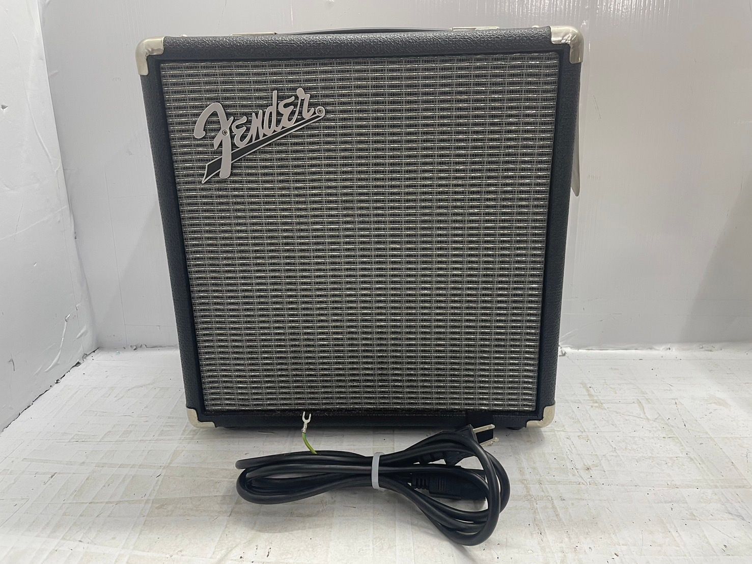 お値下げ☆ FENDER ☆ベースアンプ RUMBLE15 日本製】 Fender】フェンダー『ベースアンプ』Rumble 1週間保証
