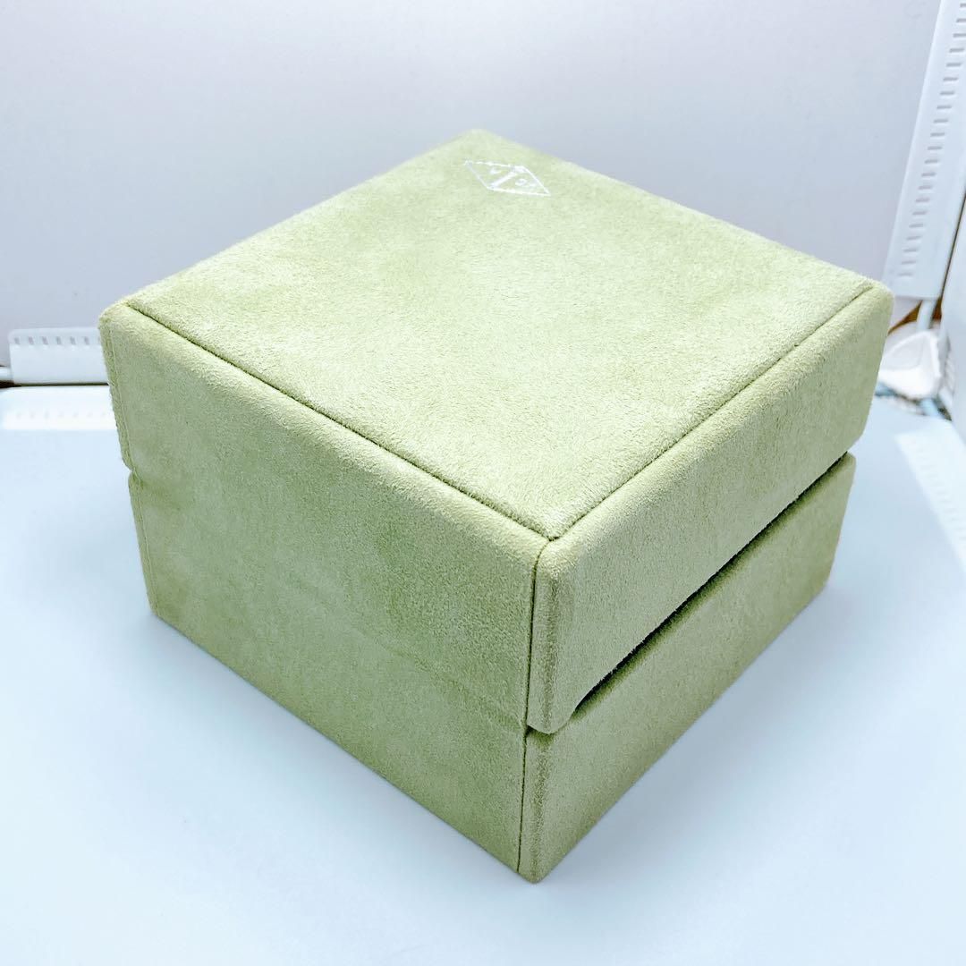 4 ヴァンクリーフアーペル　時計　空箱　ボックス　BOX Yahoo!オークション -「空箱」(ヴァン クリーフ＆アーペル) (あ