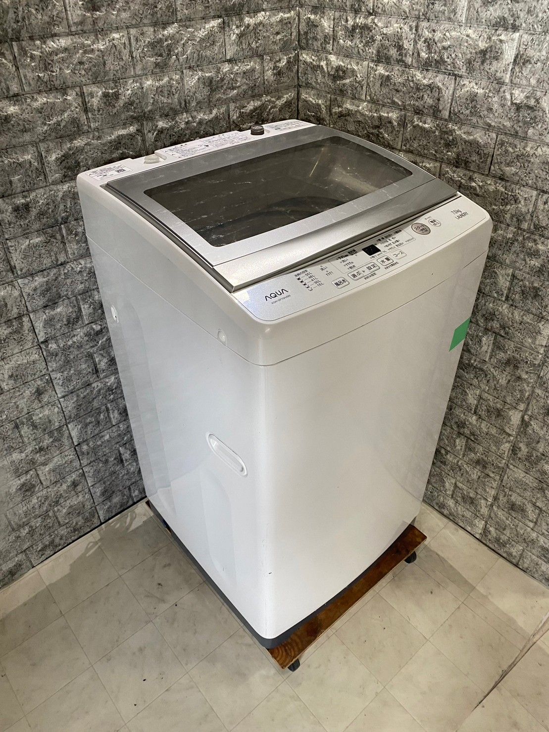 安心の1年保証付き！！ AQUA 5.0kg全自動洗濯機 AQW-S5MBK 2022年製 ...
