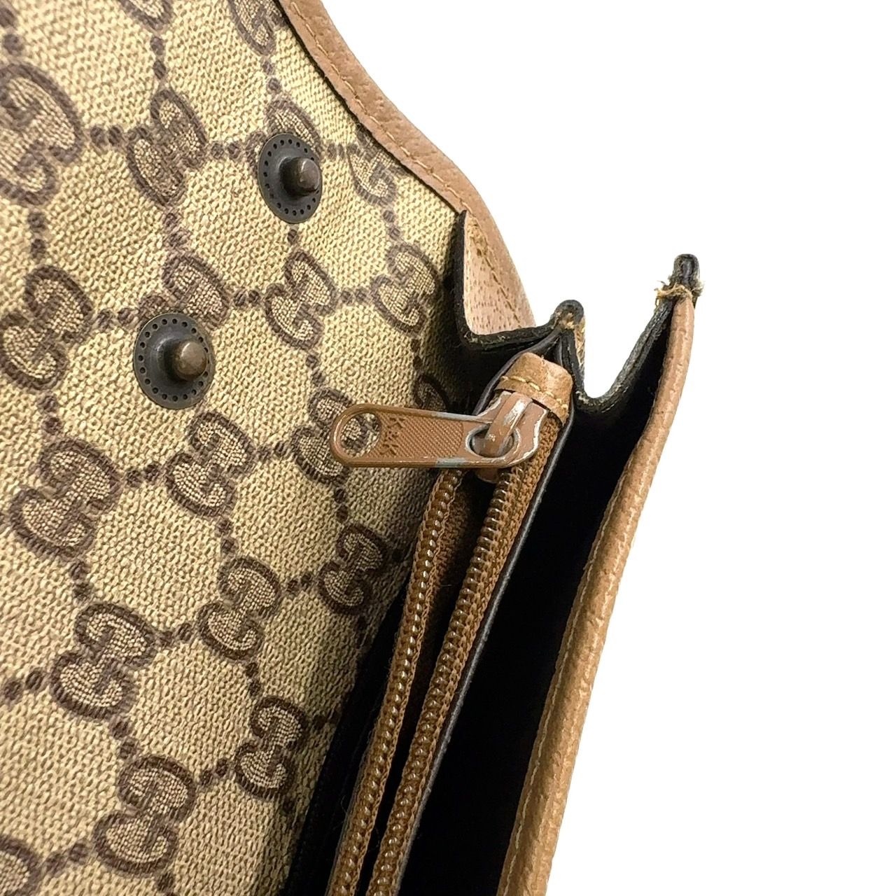 ベージュ×ライトブラウン クラッチバッグ