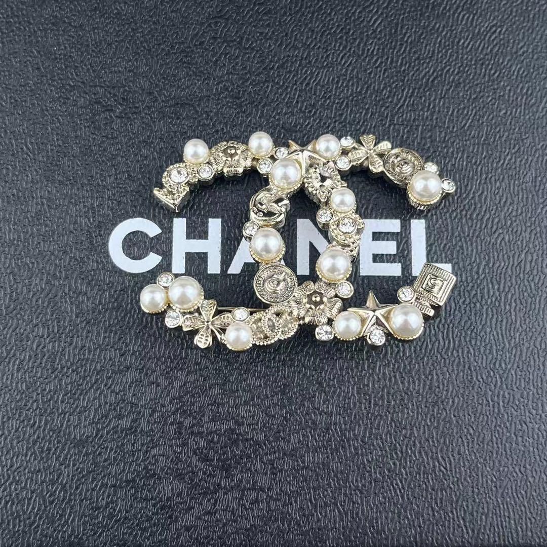 ✨新品✨CHANEL シャネル ブローチCCブローチ @July jewelry