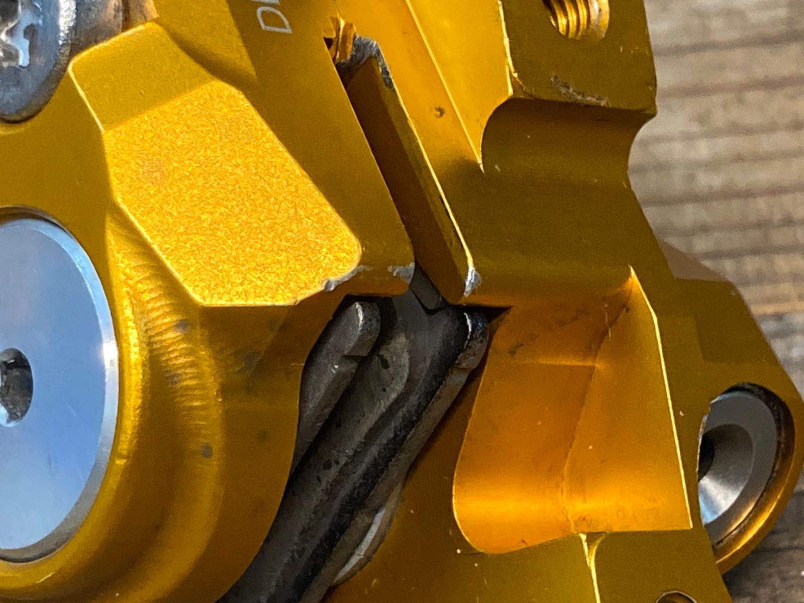 GROWTAC イコール