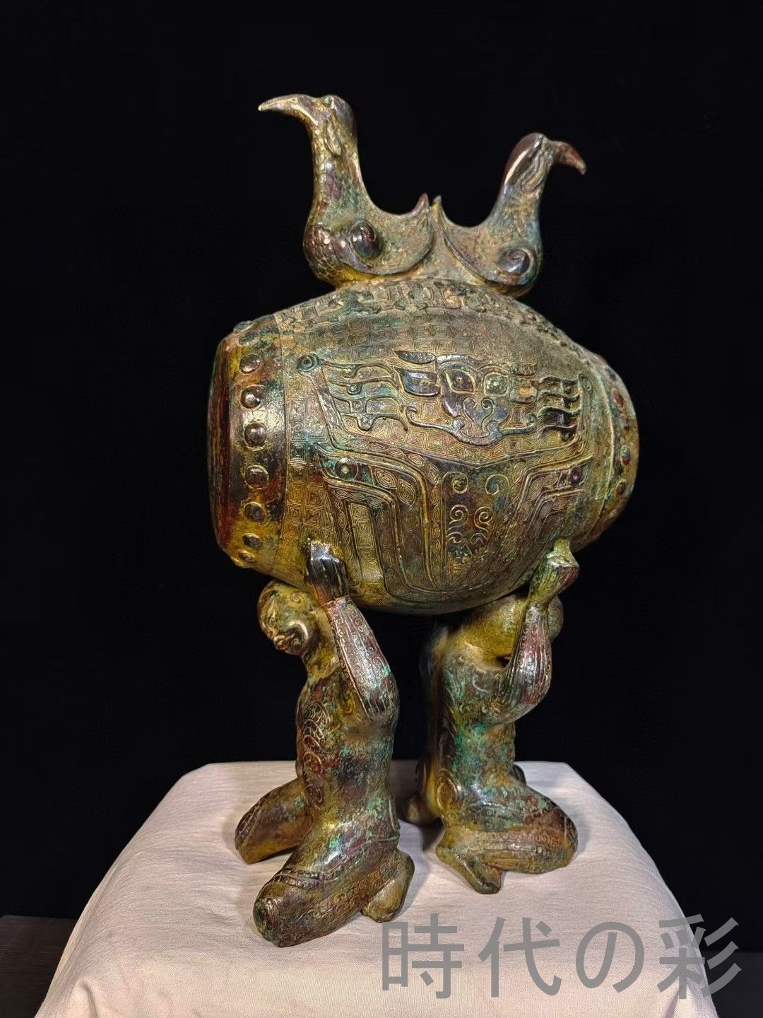 中国古美術 漢代青銅跪人双鳥鼓 古代楽器 打楽器 青銅製 骨董 漢代 青銅器 跪人双鳥鼓 古代楽器 打楽器 礼楽器 青銅美術 彫刻芸術 R07071219