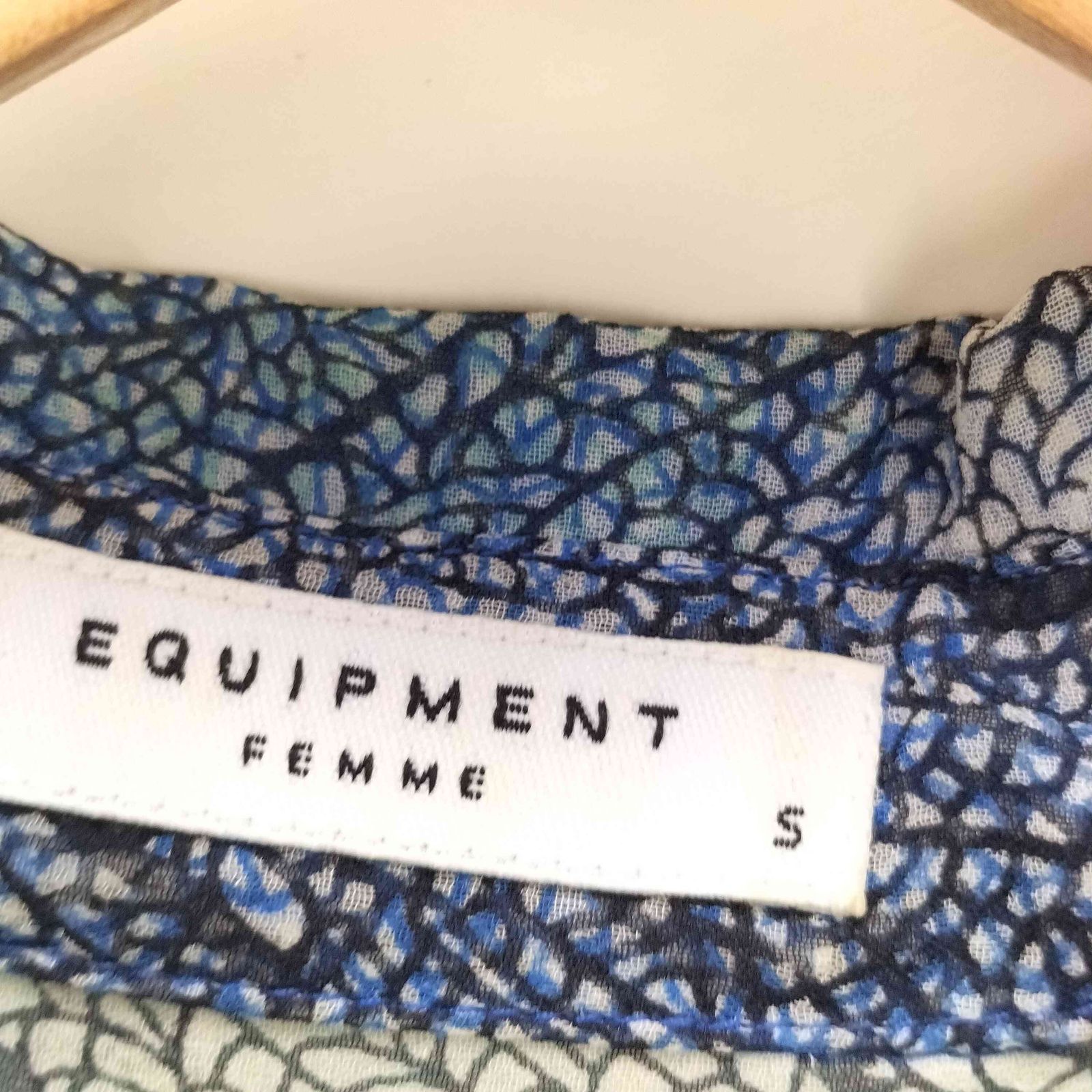エキプモンフェム EQUIPMENT FEMME シルク 100% 総柄 シアー L/S