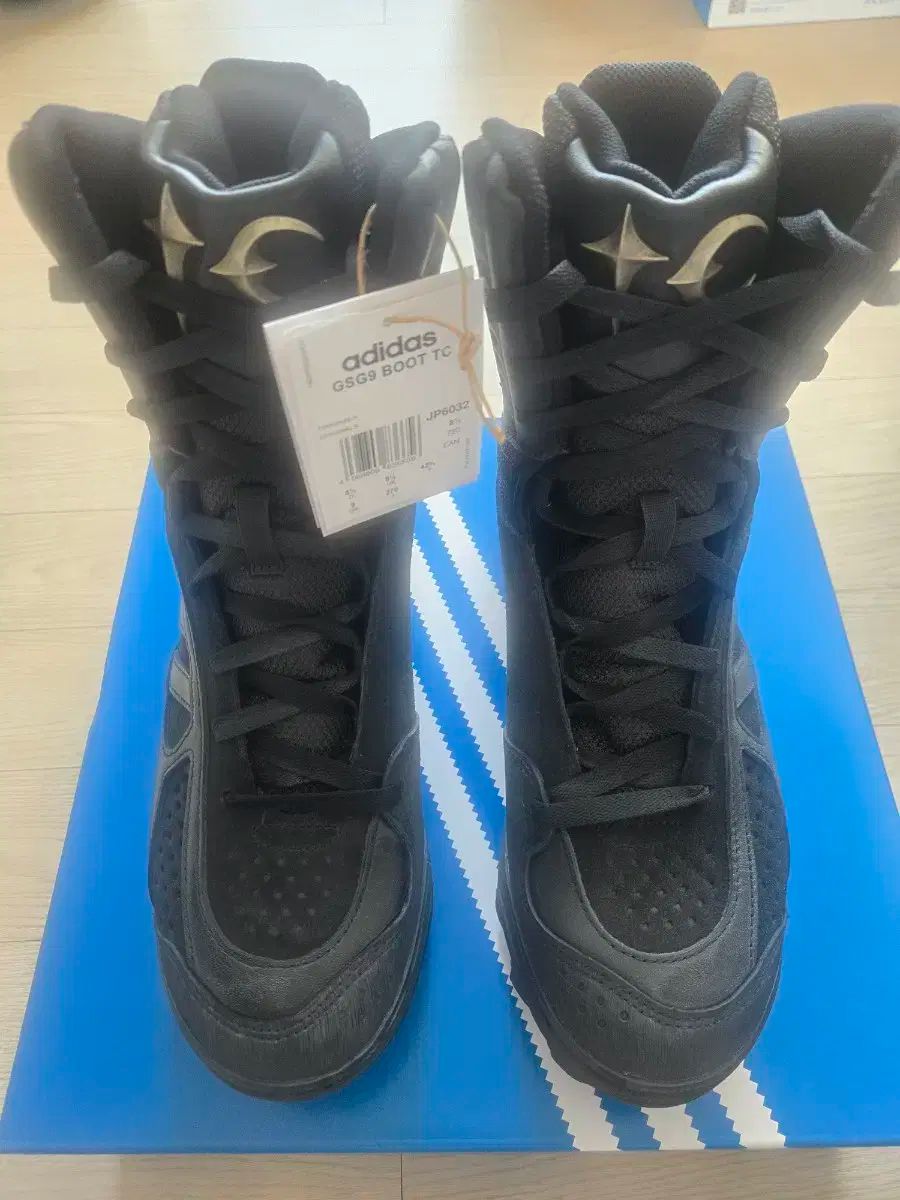 adidas サグクラブGSG9 ブーツ THUG CLUB