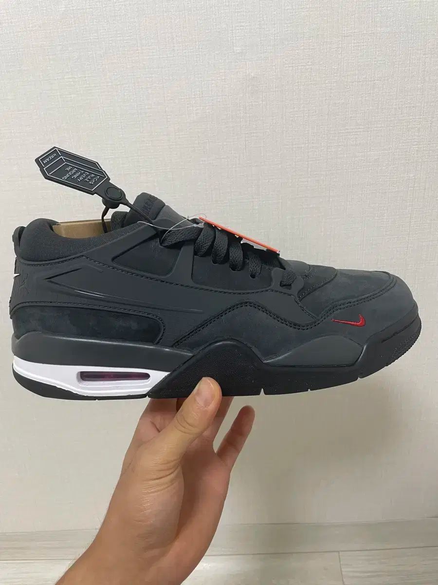 【雷市場（ポンジャン）商品韓国直送】 （ 275 ) ヨルダン 4 ナイジェル シルベスター 4rm